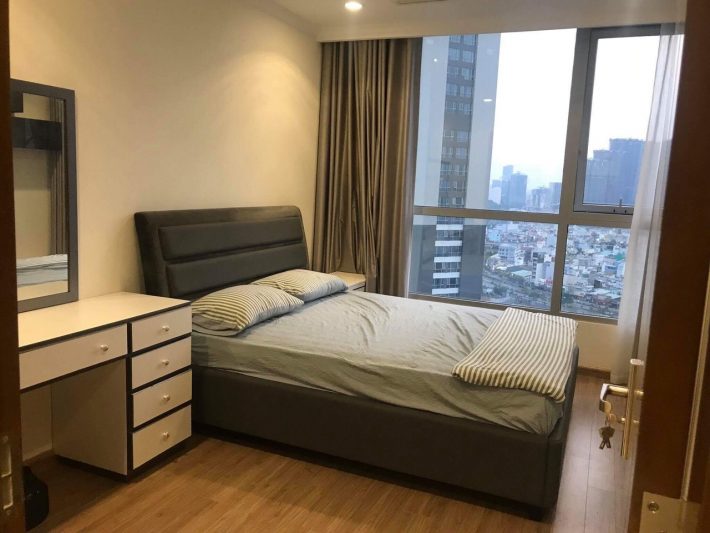Bán căn hộ 2 phòng ngủ tại tòa Landmark Vinhomes Central Park